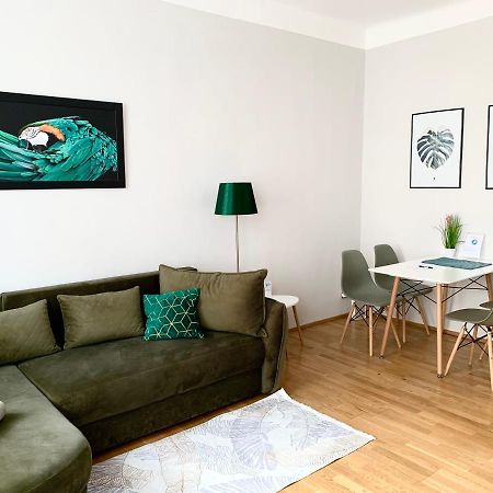 Premium Apartment Am Einsiedlerpark Vienna Exterior photo